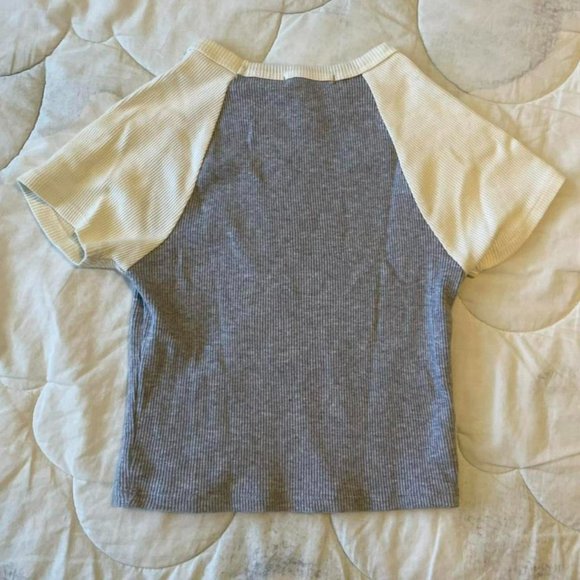 Womens Raglan Crop Top Tee - Picture 3 of 4